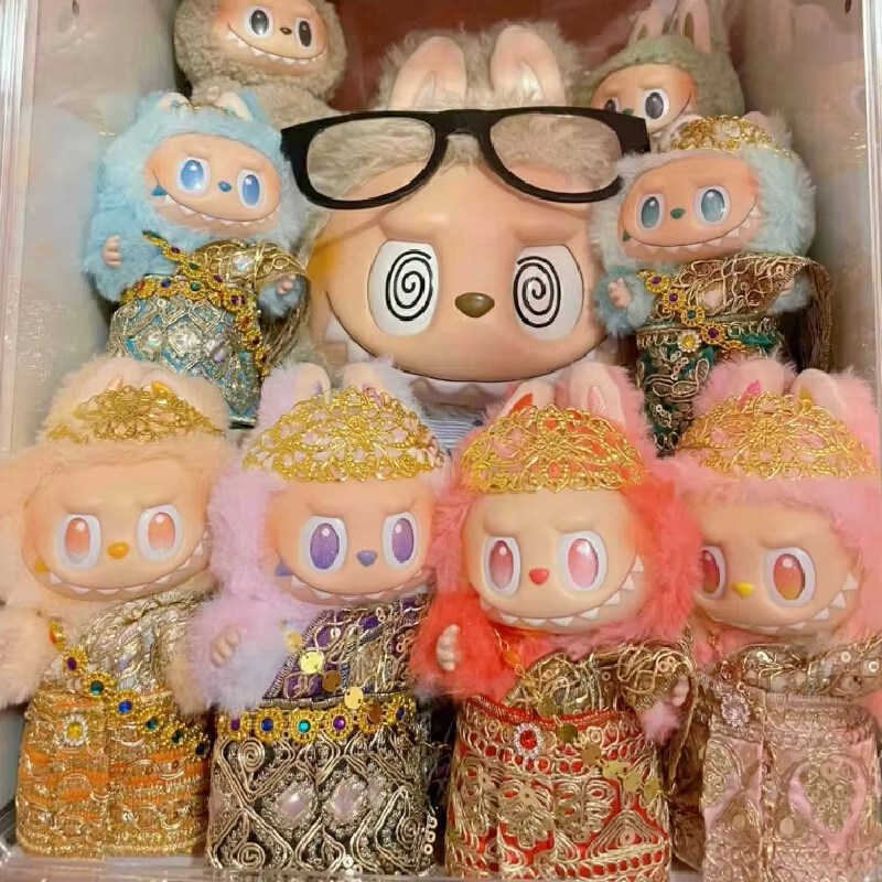 Our classy Thai Dress for 17cm Monsters Lafufu V1 and V3 dolls will surely uplift and stock your Lafufu doll wardrobe. - Image 3