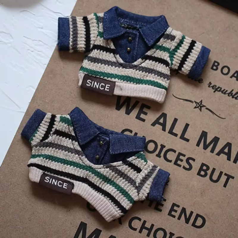 This set comes with a 17cm stripe cardigan sweater and a 10cm Lafufu doll DIY mini t-shirt blouse which ups the Kpop doll style with their Lafufu plush figures and idol cotton dolls collection