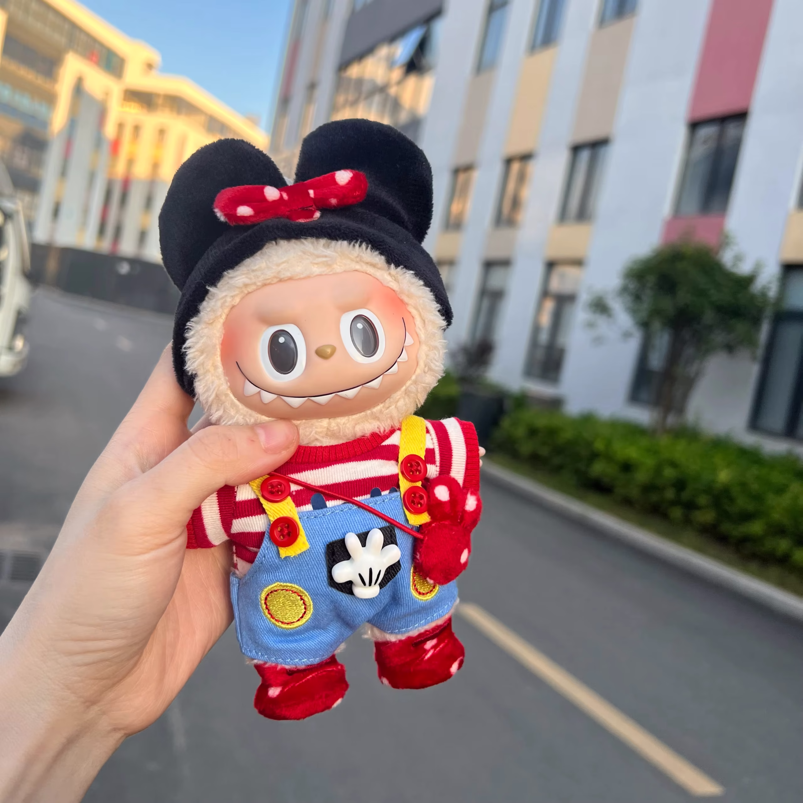 In the image, Lafufu V2 V1 doll dress, with doll handmade clothing and accessories, and 17cm Polka Minnie Dot Gift. - Image 4